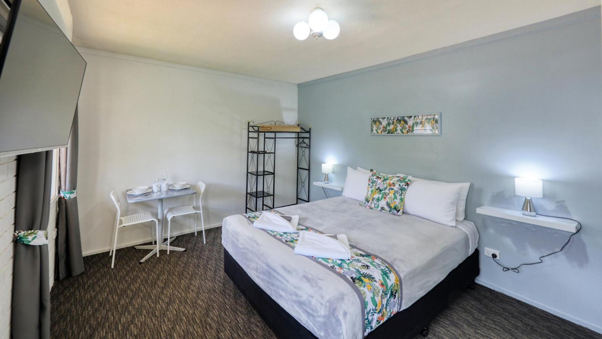 Oasis Motel Peak Hill Екстериор снимка
